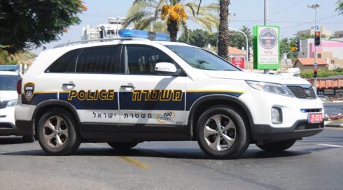 ניידת משטרה