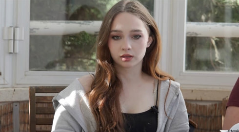 הנערה שהותקפה בביה"ס בריאיון: "ממש פחדנו, הרביצו לי, הייתי מושפלת"