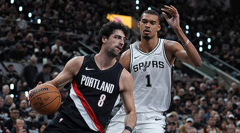 ויקטור ומבניאמה ודני אבדיה, 22.4.26