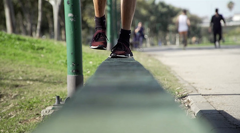 צעד צעד עד הניצחון: ספירת צעדים יומית הפכה לתחרות - האם זה באמת בריא?