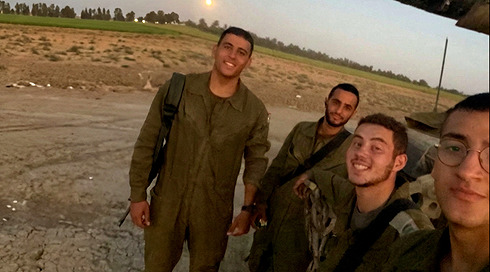 ספיישל יהיה טוב - הטנק: הקופסה השחורה נפתחת