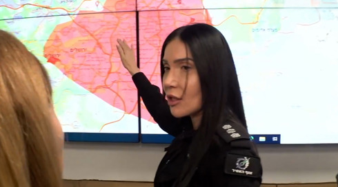 בקו הראשון: הצצה ליחידה שמגנה על נשים מאוימות (1)