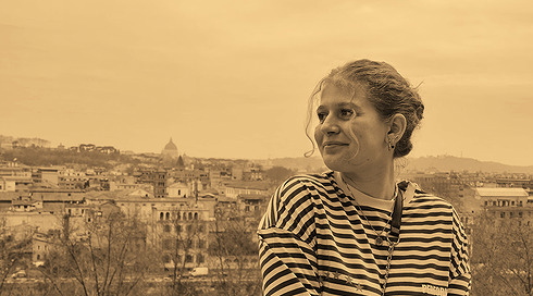 מאיה דסיאטניק