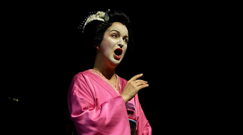 ההצגה חייבת להימשך: באופרה הישראלית חוגגים 40 שנות פעילות בצל המלחמה