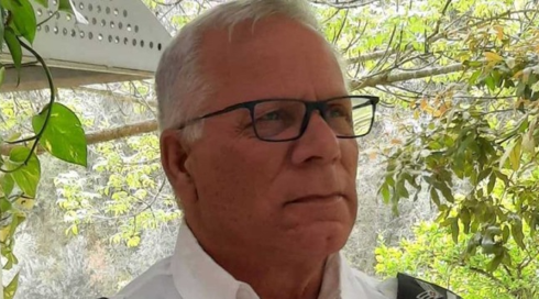 אביה חצרוני