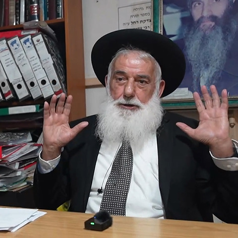 חילונים יוצאים, חרדים נכנסים: המסע בערים שאיבדו את הרוב הליברלי ממשיך